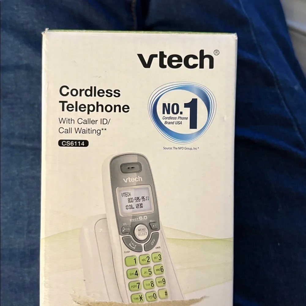 V tech 6.0 Cordless Phone  With caller‎ ID & Call Waiting  Light up display